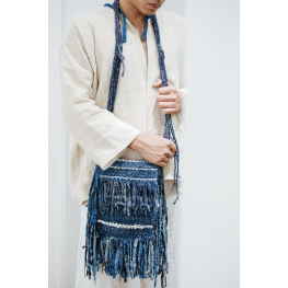 Hand weaving hemp and silk bag with Hmong batik