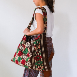 Ethnic touches bag R-4